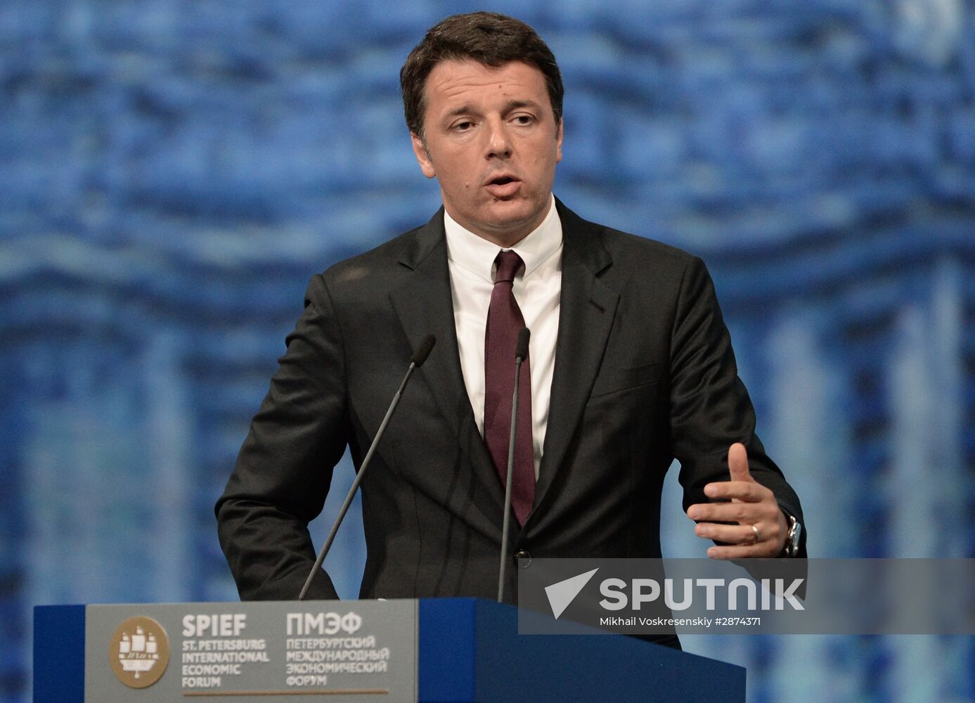 Capitalizing on the New Global Economic Reality plenary session