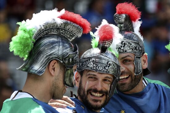 Football. UEFA Euro 2016. Italy vs. Sweden