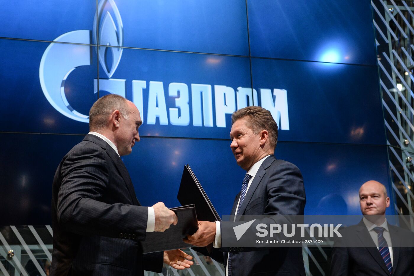 Gazprom signs several agreements the 20th St. Petersburg International Business Forum