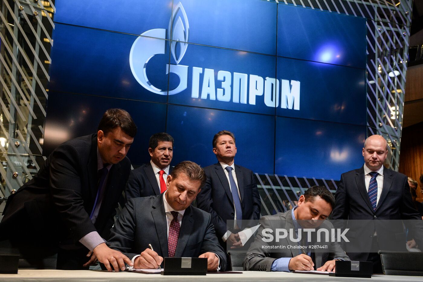 Gazprom signs several agreements the 20th St. Petersburg International Business Forum