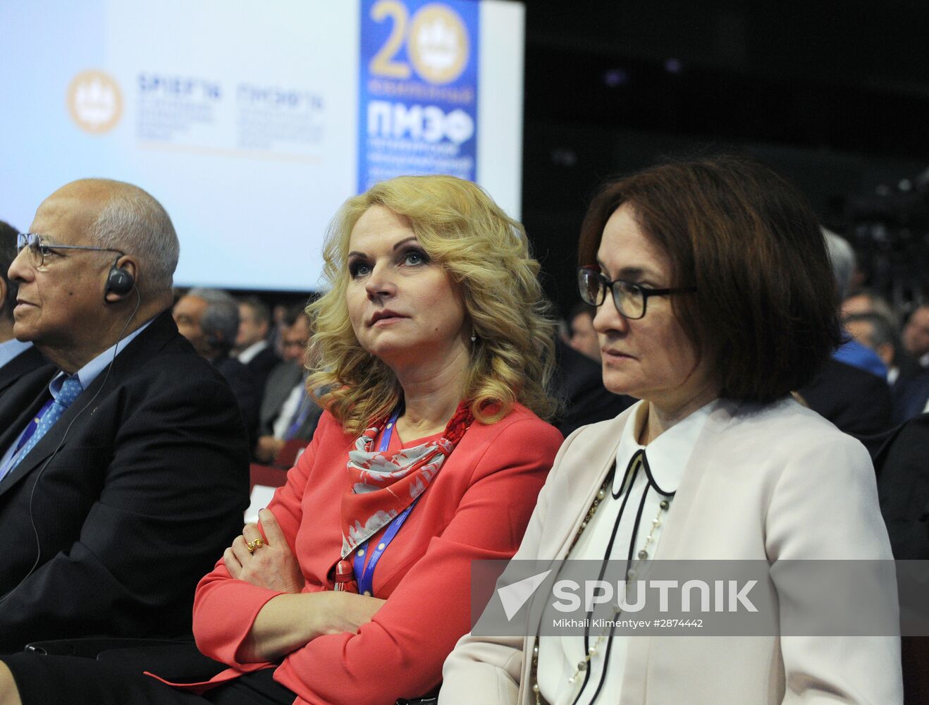 Capitalizing on the New Global Economic Reality plenary session