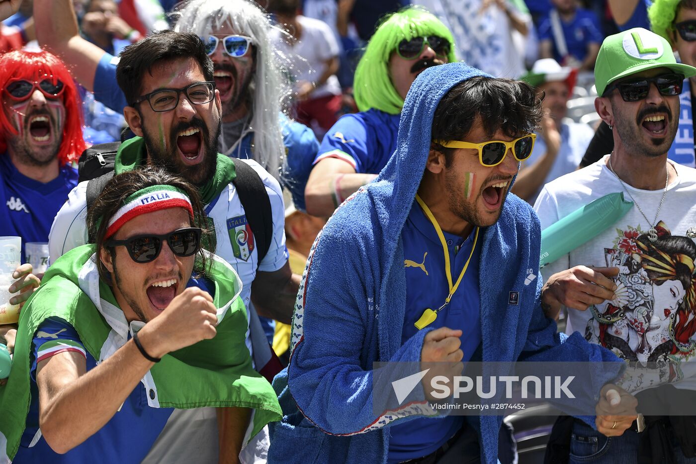 Football. UEFA Euro 2016. Italy vs. Sweden