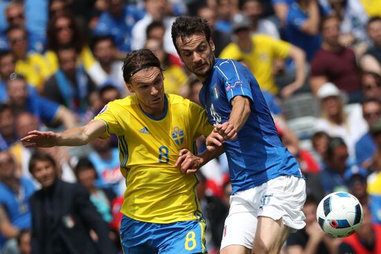 UEFA Euro 2016. Italy vs. Sweden