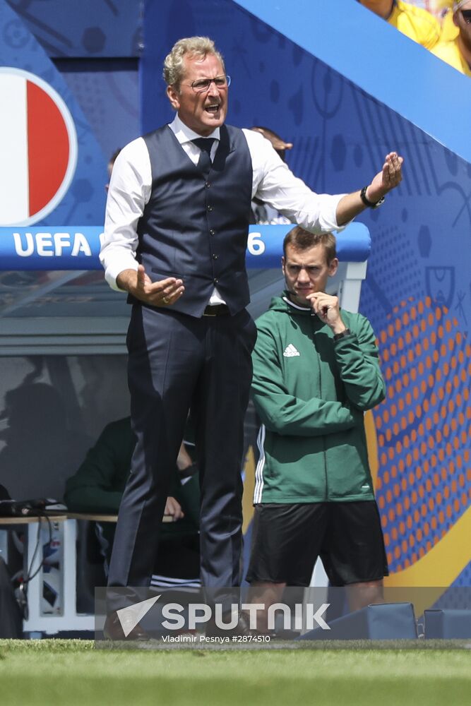 Football. UEFA Euro 2016. Italy vs. Sweden