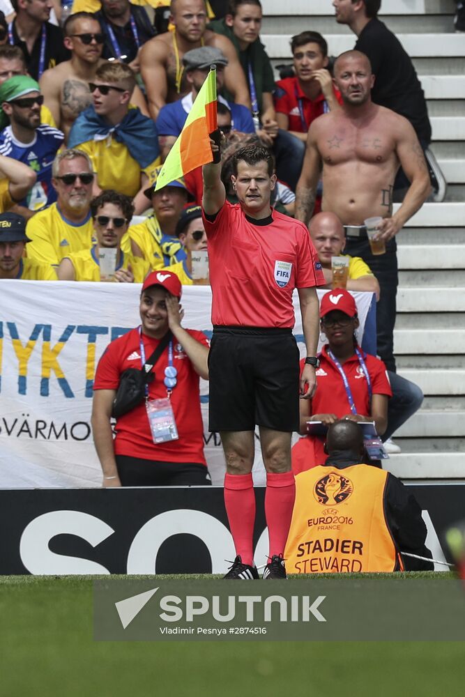 Football. UEFA Euro 2016. Italy vs. Sweden