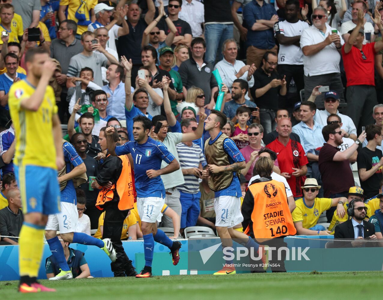 Football. UEFA Euro 2016. Italy vs. Sweden