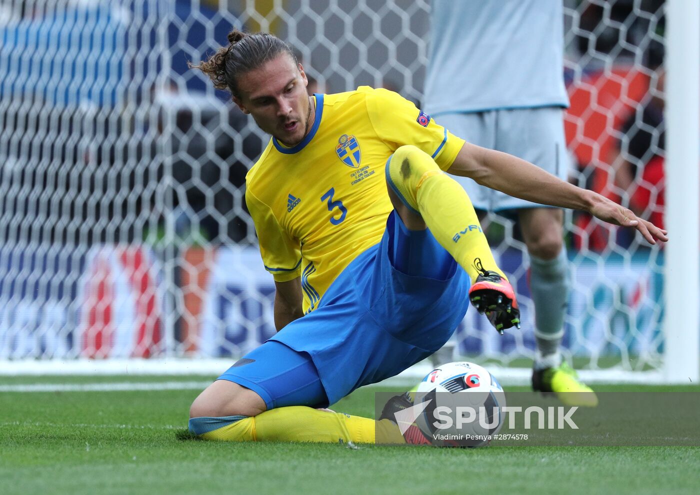 Football. UEFA Euro 2016. Italy vs. Sweden