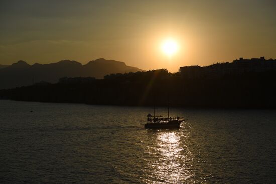 Turkey's resorts face decline in tourst flow from Russia