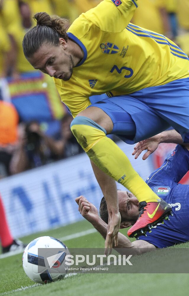 Football. UEFA Euro 2016. Italy vs. Sweden