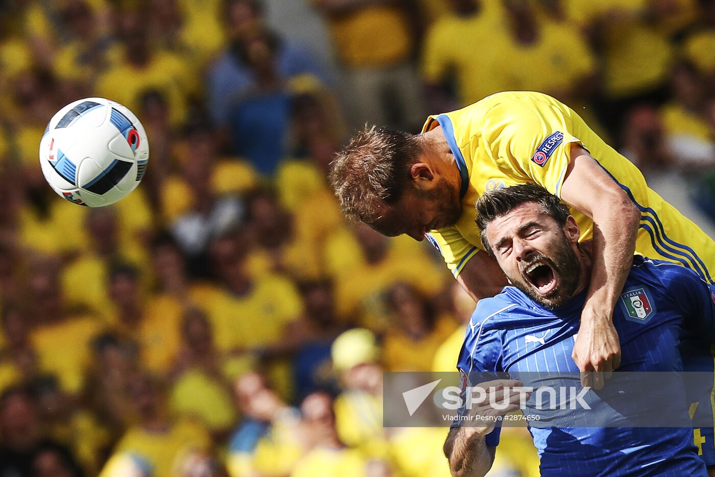 Football. UEFA Euro 2016. Italy vs. Sweden