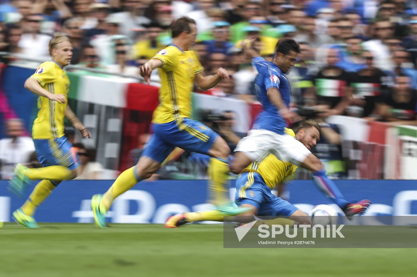 Football. UEFA Euro 2016. Italy vs. Sweden