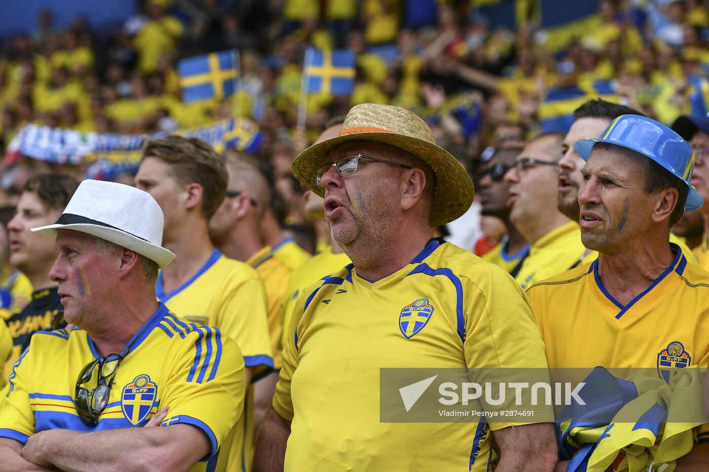 Football. UEFA Euro 2016. Italy vs. Sweden