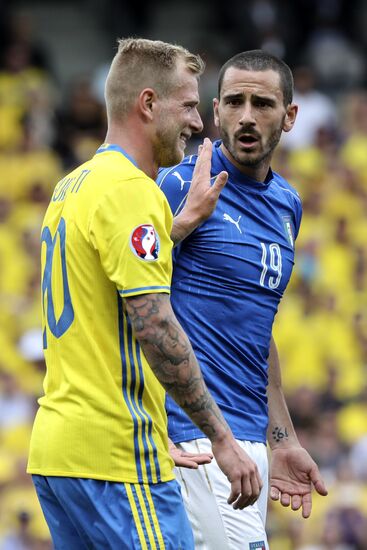 Football. UEFA Euro 2016. Italy vs. Sweden