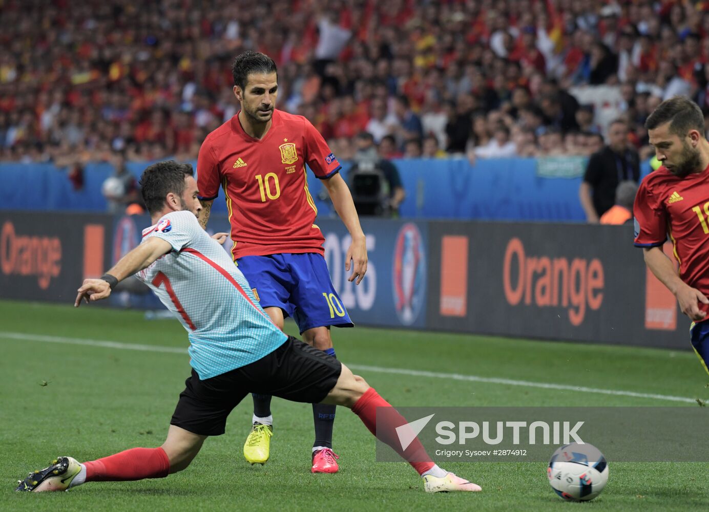 Football. 2016 UEFA European Championship. Spain vs. Turkey
