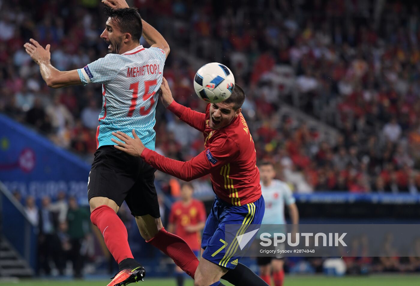 Football. 2016 UEFA European Championship. Spain vs. Turkey