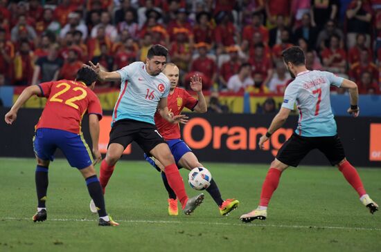 Football. 2016 UEFA European Championship. Spain vs. Turkey
