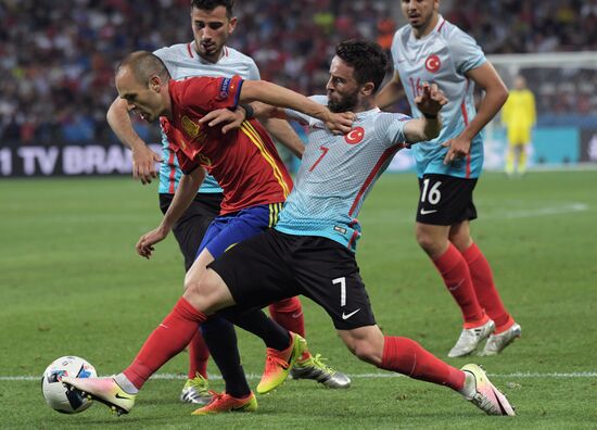 Football. 2016 UEFA European Championship. Spain vs. Turkey