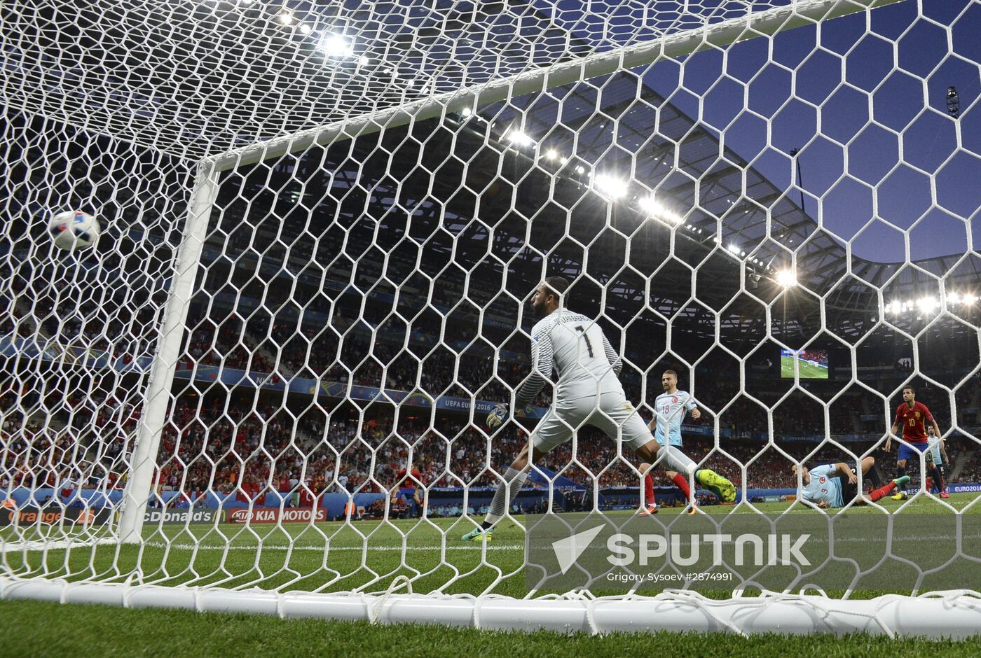 Football. 2016 UEFA European Championship. Spain vs. Turkey