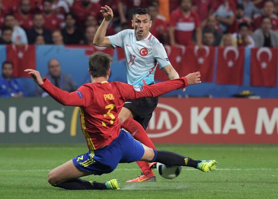 Football. 2016 UEFA European Championship. Spain vs. Turkey