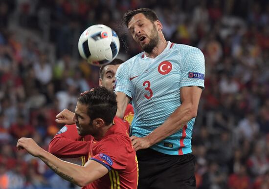 Football. 2016 UEFA European Championship. Spain vs. Turkey