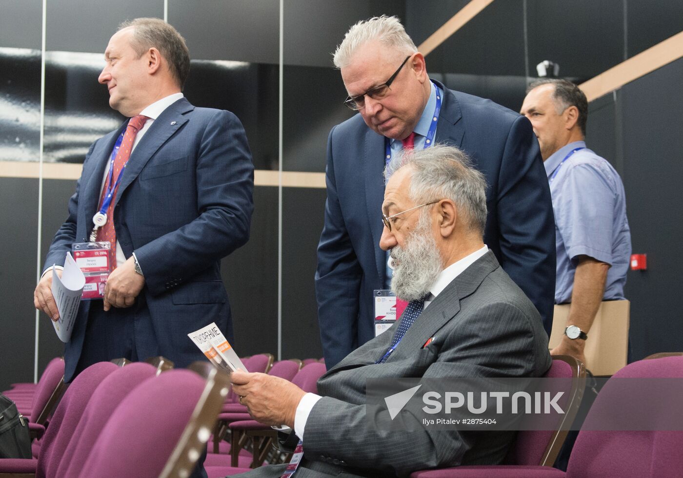 Russia-Bangladesh: An Era of New Opportunities roundtable discussion at SPIEF