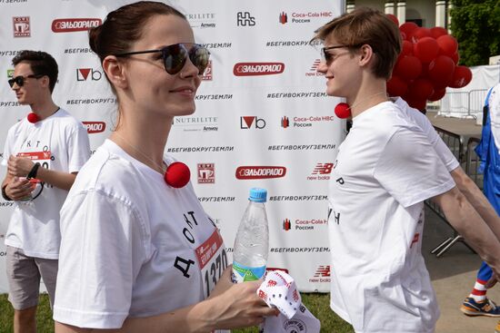 Run Around the Globe charity fun run in Moscow