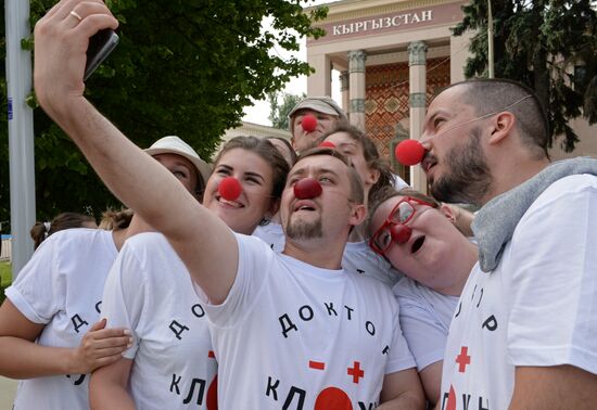 Run Around the Globe charity fun run in Moscow