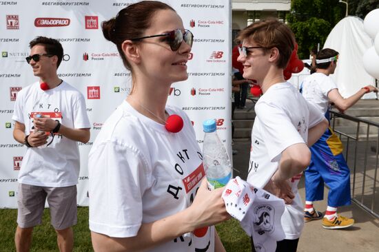 Run Around the Globe charity fun run in Moscow