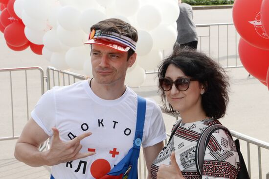 Run Around the Globe charity fun run in Moscow