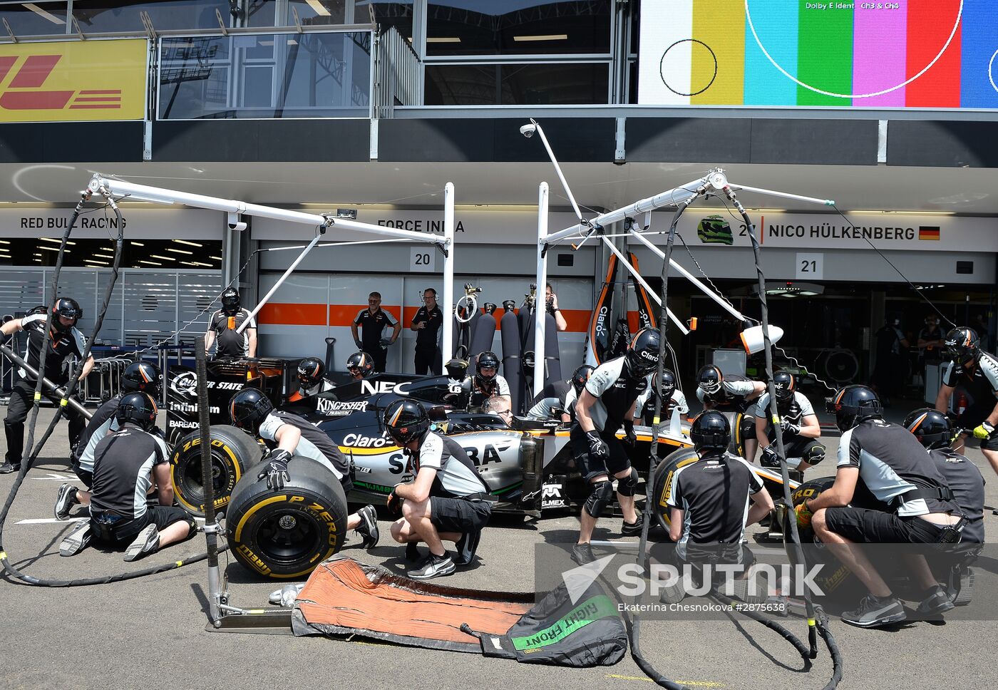 Car racing. Formula 1 Grand Prix of Europe. Qualification