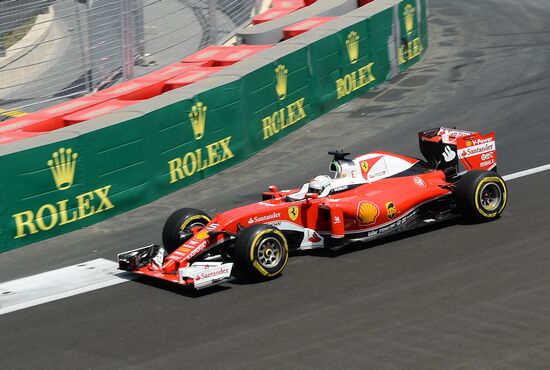 Car racing. Formula 1 Grand Prix of Europe. Qualification