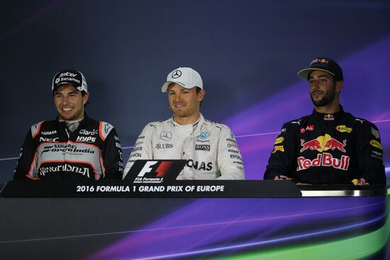 Car racing. Formula 1 Grand Prix of Europe. Qualification