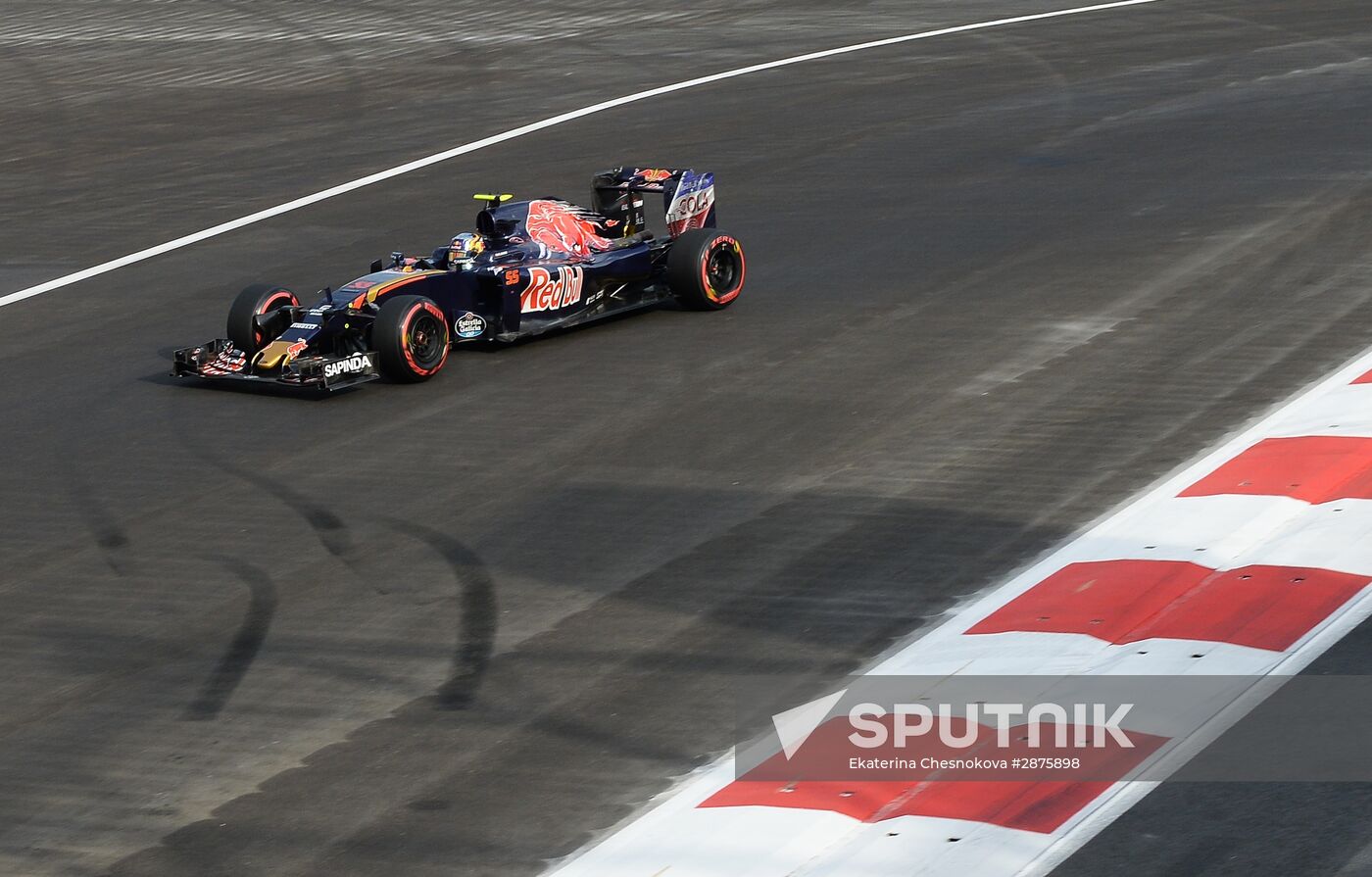 Car racing. Formula 1 Grand Prix of Europe. Qualification