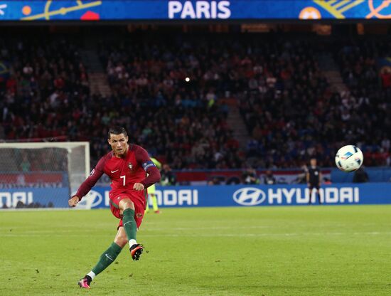 UEFA Euro 2016. Portugal vs. Austria