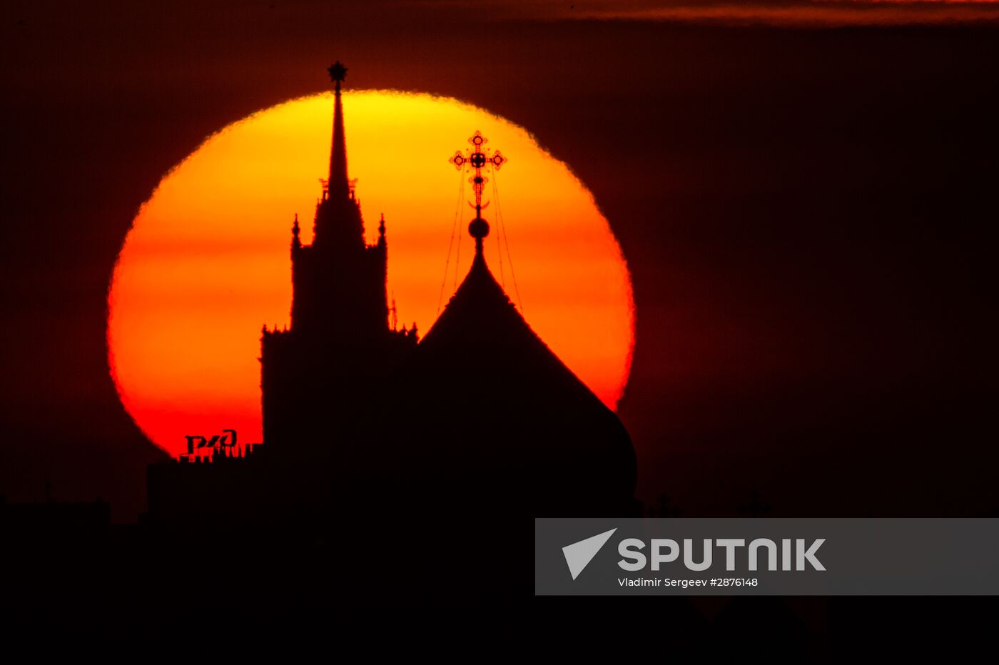 Sunrise in Moscow