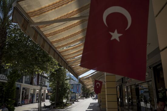 Turkey's resorts face decline in tourst flow from Russia