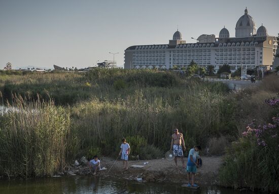 Turkey's resorts face decline in tourst flow from Russia