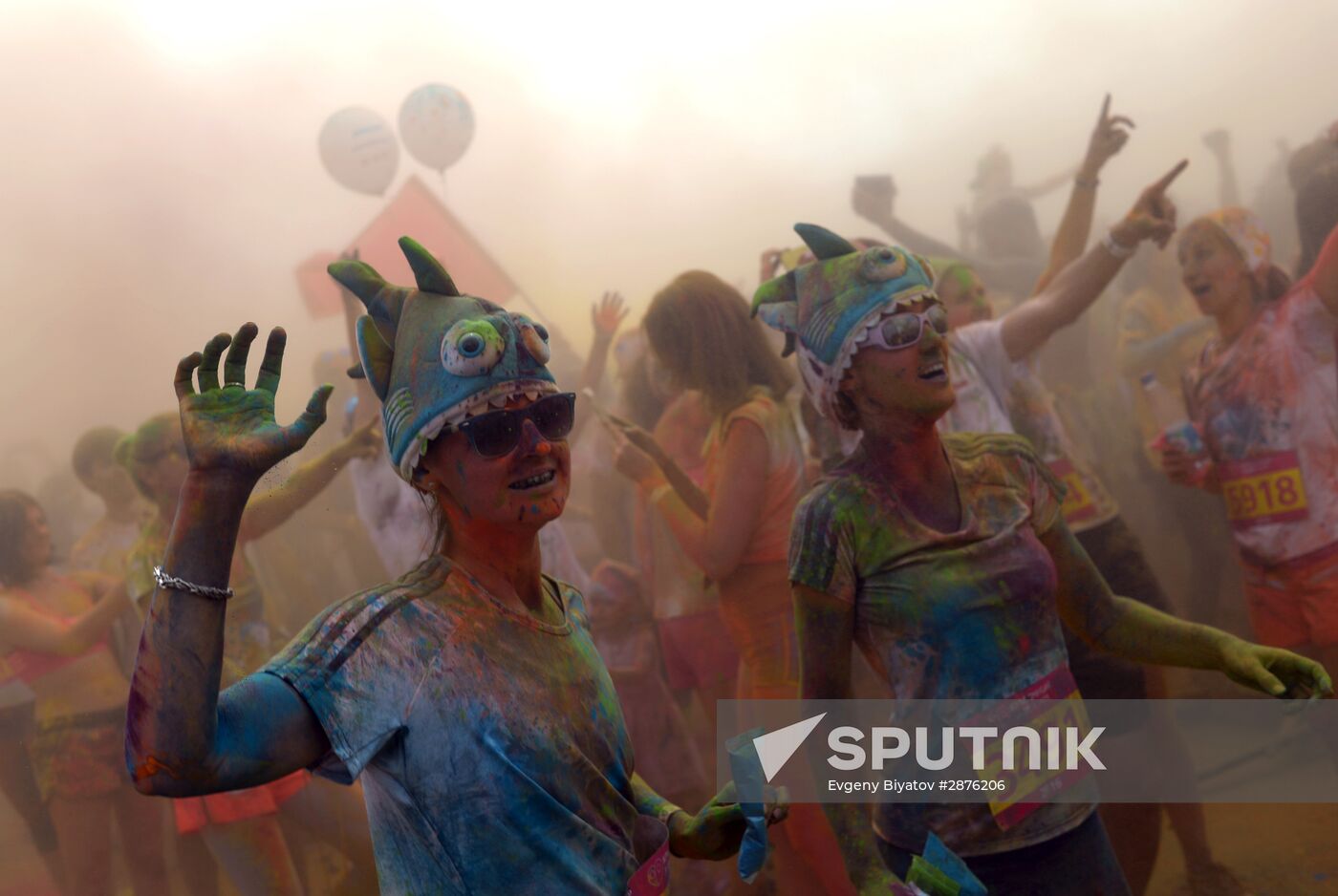 Color race in Moscow