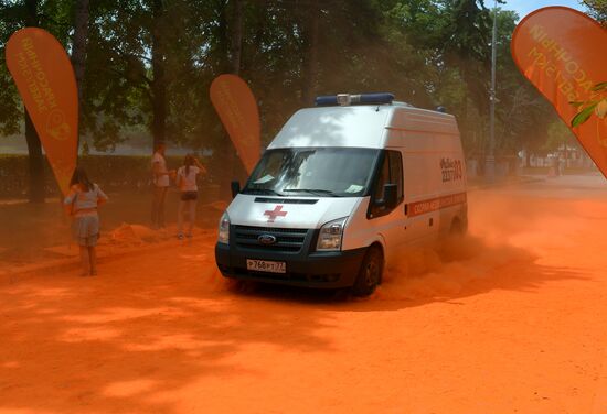 Color race in Moscow