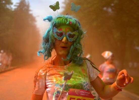 Color race in Moscow