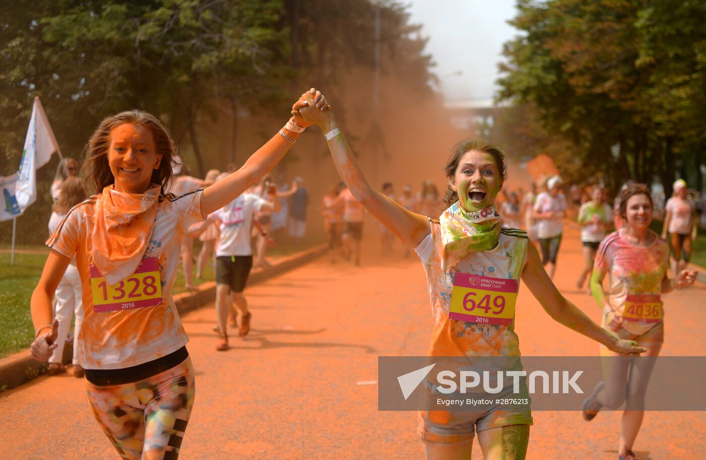 Color race in Moscow