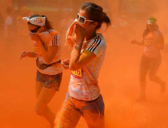 Color race in Moscow