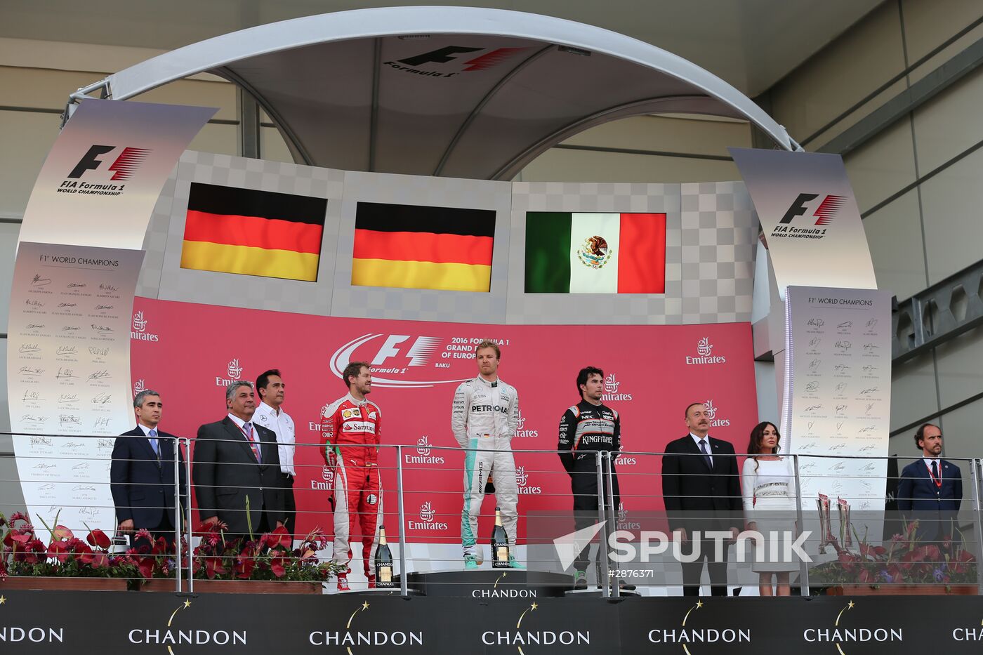 Auto racing. Formula 1. European Grand Prix. Race