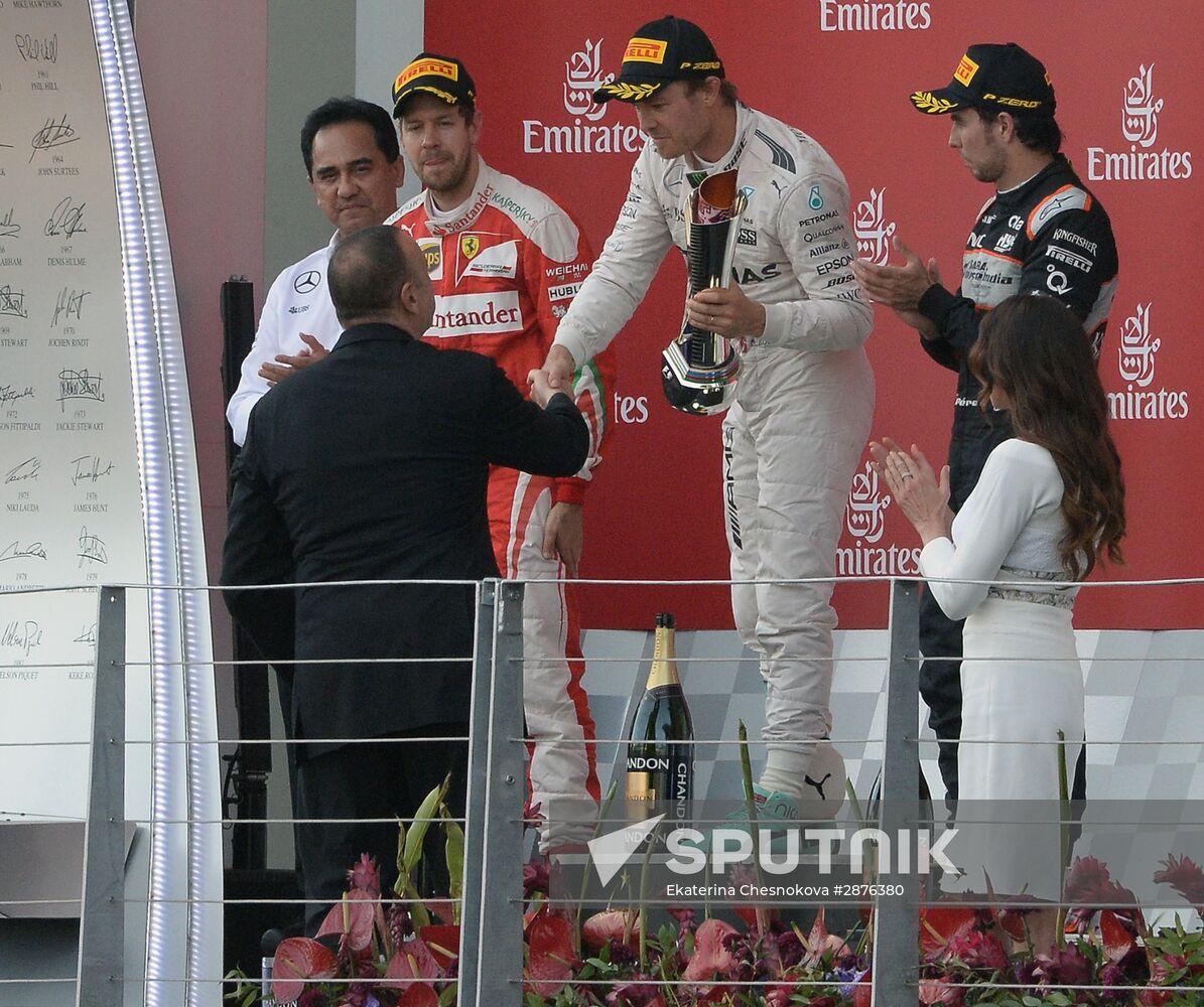 Auto racing. Formula 1. European Grand Prix. Race