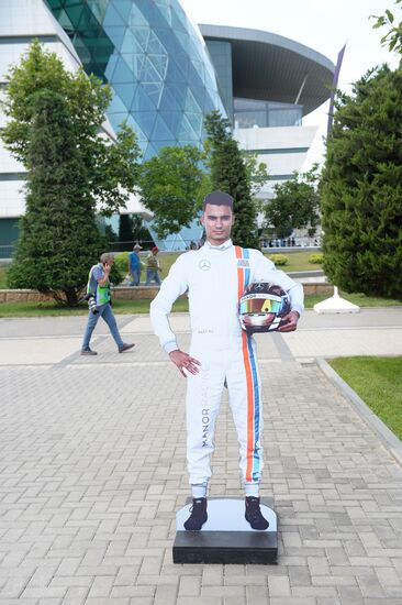 Auto racing. Formula 1. European Grand Prix. Race