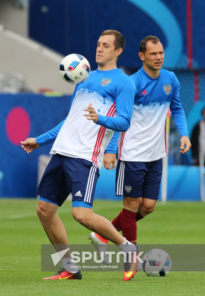 UEFA Euro 2016. Russian national team holds training session