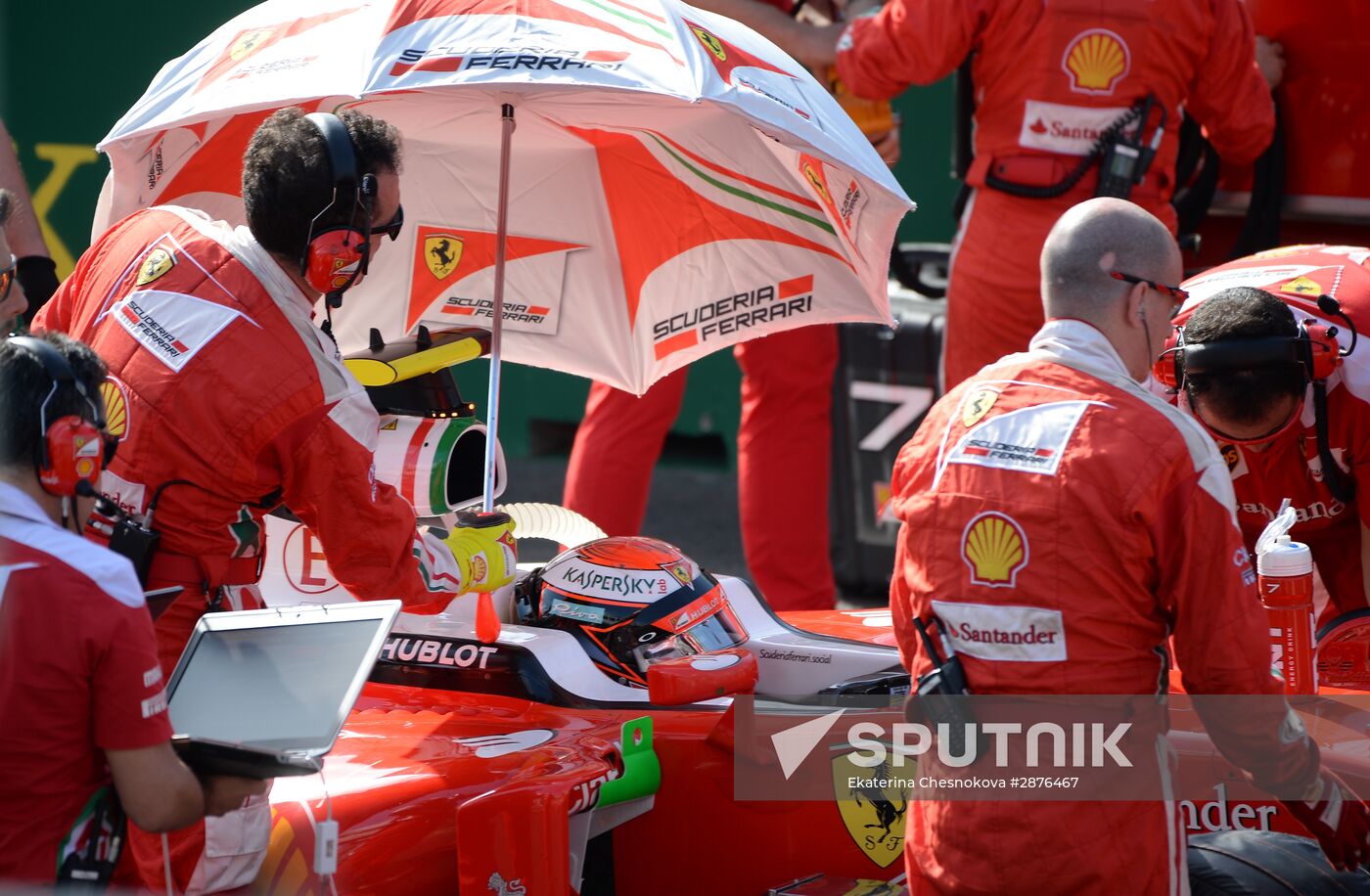 Auto racing. Formula 1. European Grand Prix. Race