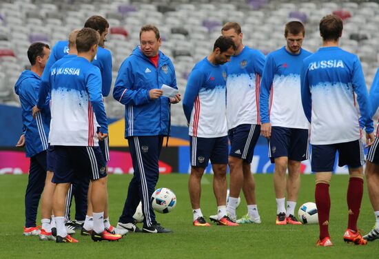 UEFA Euro 2016. Russian national team holds training session
