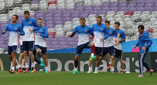 UEFA Euro 2016. Russian national team holds training session