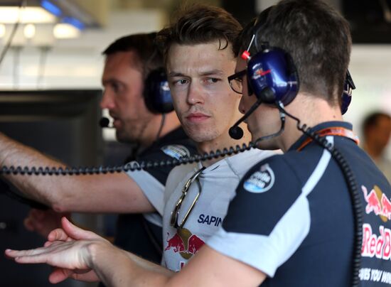 Auto racing. Formula 1. European Grand Prix. Race